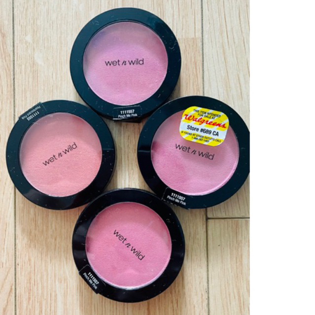 Bill- Phấn má hồng Wet n Wild Usa