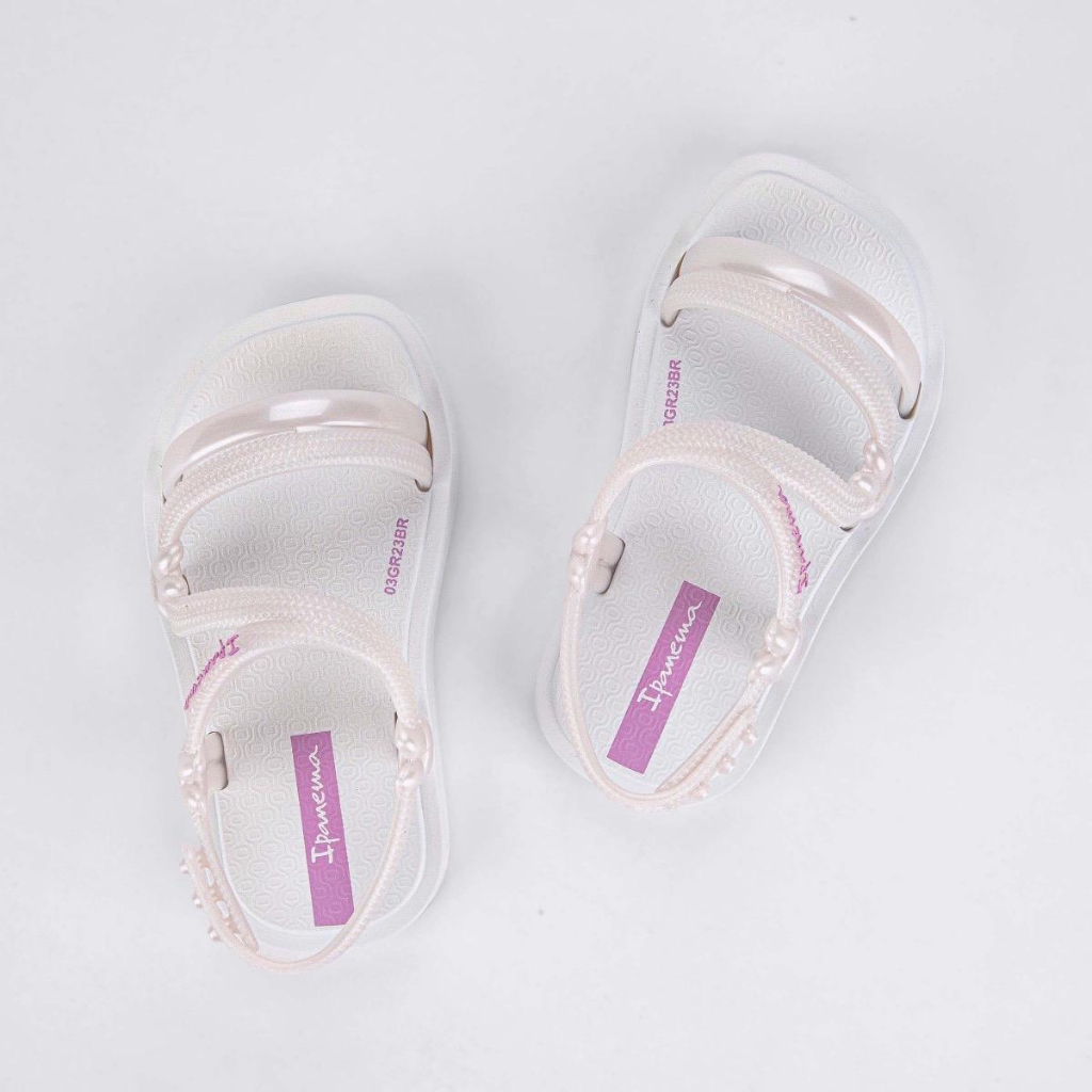 Sandal nhựa thơm Ipanema solar baby (pearly white) Bé gái