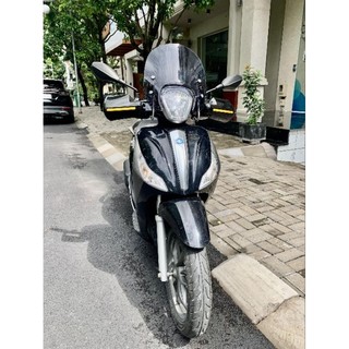 Kính chắn gió Vespa Medley