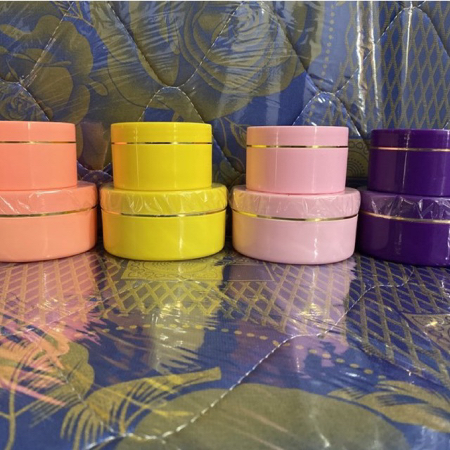 Hủ đựng kem 200g (tính luôn hủ 250g)