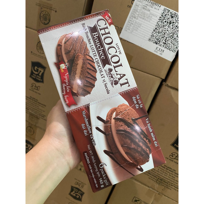 Bánh Bouchee LOTTE CHOCOLAT vị socola 162g