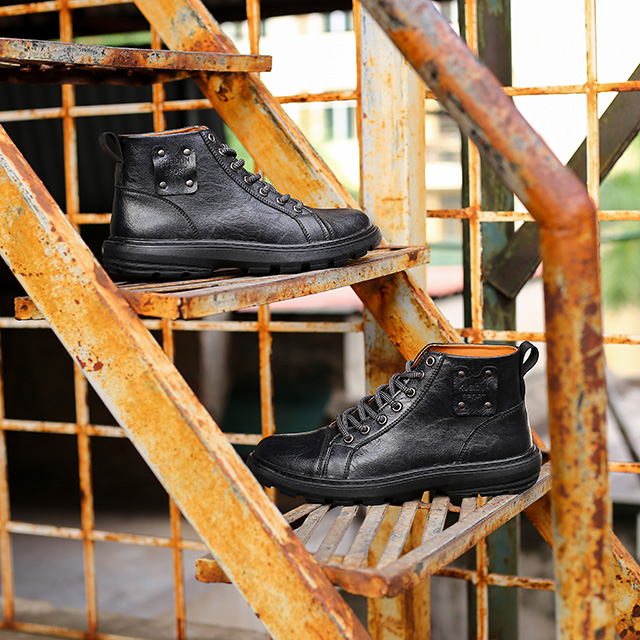 Giày da bò 𝐂𝐨𝐦𝐛𝐚𝐭 𝐁𝐨𝐨𝐭𝐬 𝗕𝗦𝟬𝟮 tăng chiều cao 7cm