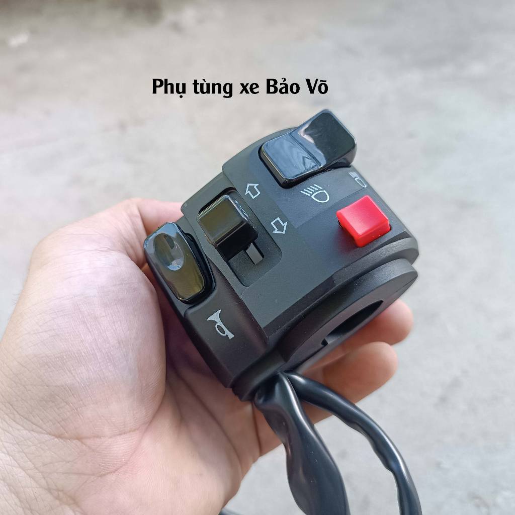 Cùm Công Tắc Z900 Gắn Ghi Đông Xe Máy 22mm