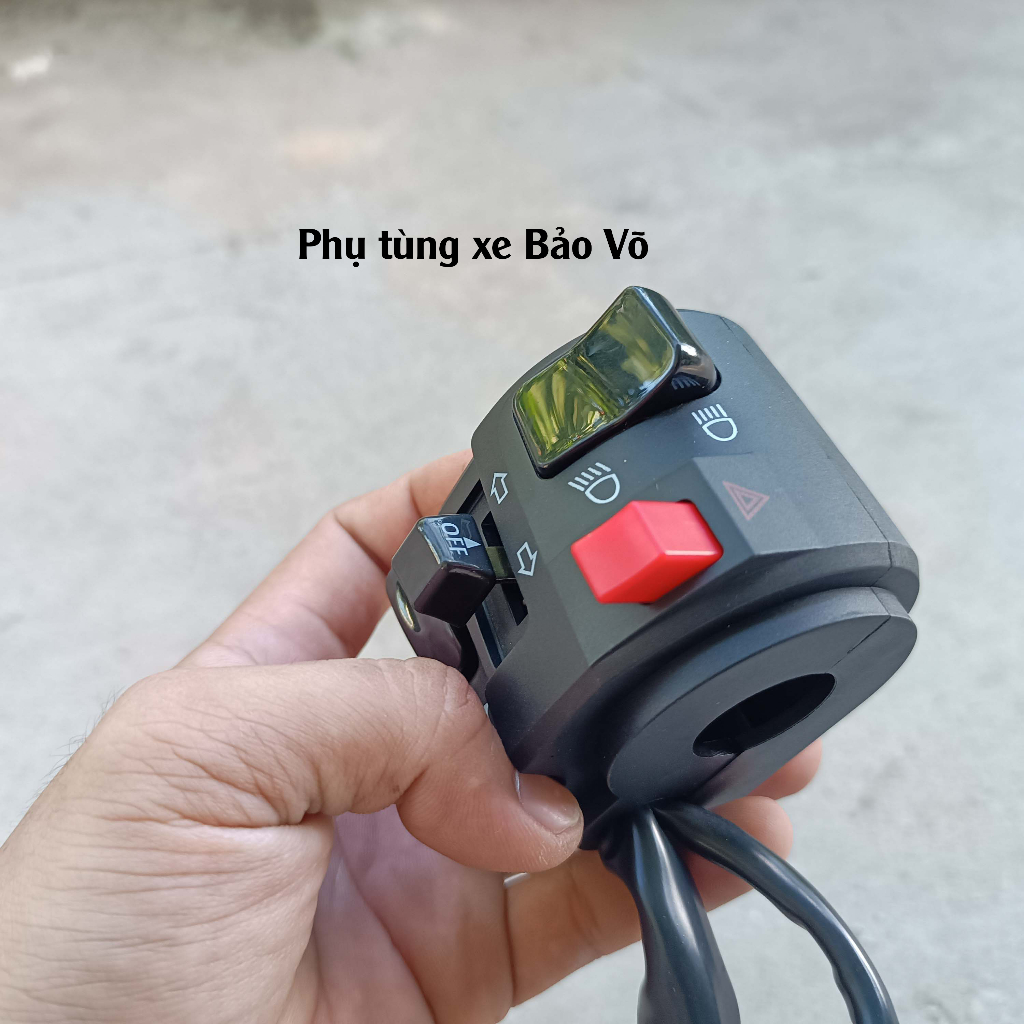 Cùm Công Tắc Z900 Gắn Ghi Đông Xe Máy 22mm