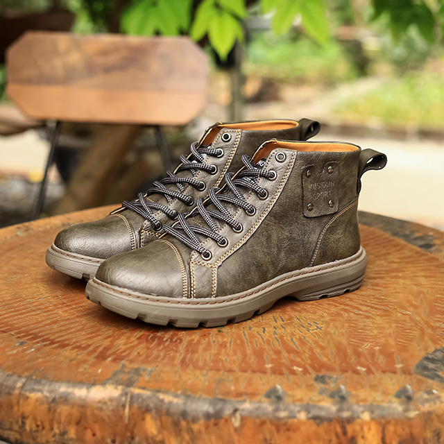 Giày da bò 𝐂𝐨𝐦𝐛𝐚𝐭 𝐁𝐨𝐨𝐭𝐬 𝗕𝗦𝟬𝟮 tăng chiều cao 7cm