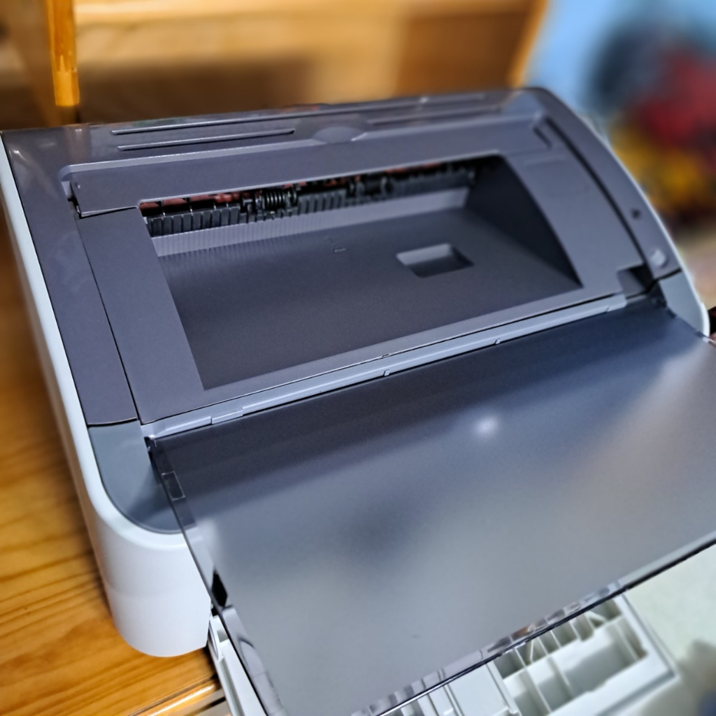 Máy in Canon 2900 đẹp  Hôp mưc mới - cáp -nguồn