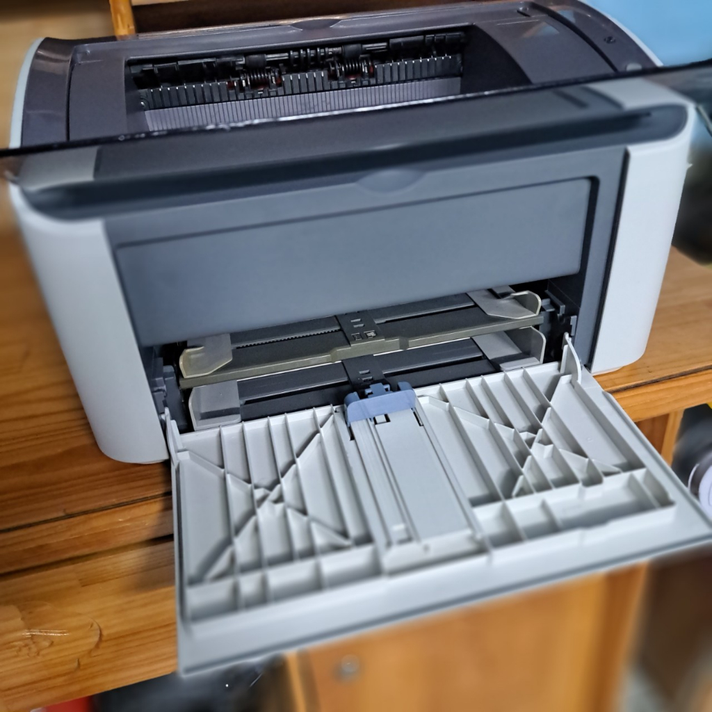 Máy in Canon 2900 đẹp  Hôp mưc mới - cáp -nguồn