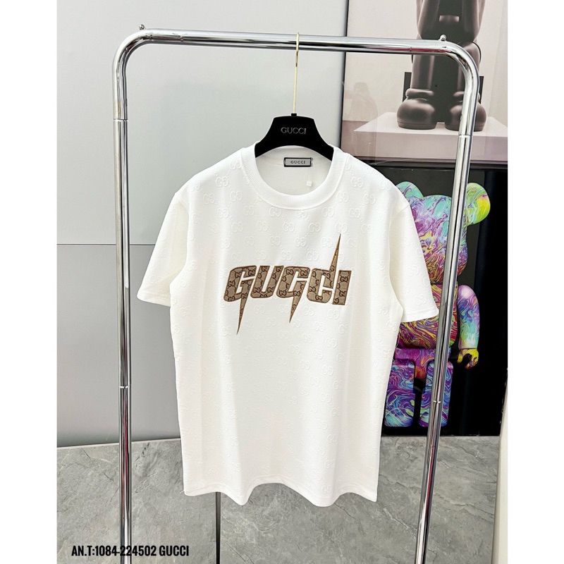 Áo phông nam cổ tròn thêu chữ nổi L.V chất xốp cotton