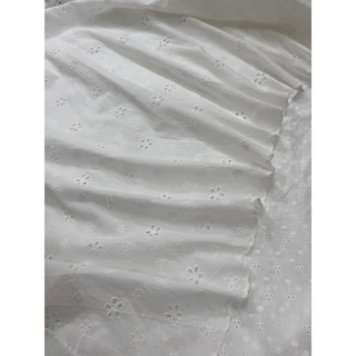 Vải thô boi thêu đều tỉa chân đục lỗ