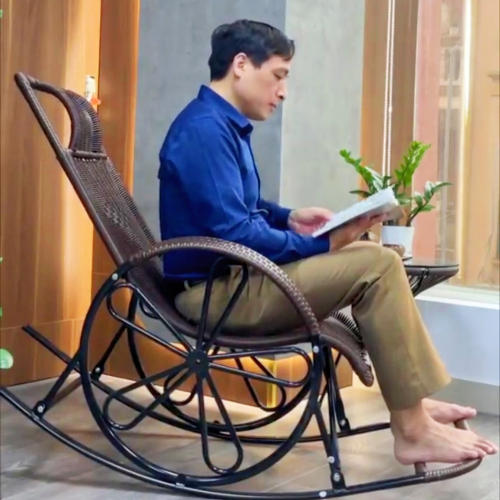 Ghế bập bênh thư giãn mẫu xích lô khung sắt chắc chắn bảo hành 2 năm, ghế lười, ghế mây nhựa, ghế ngoài trời sân vườn