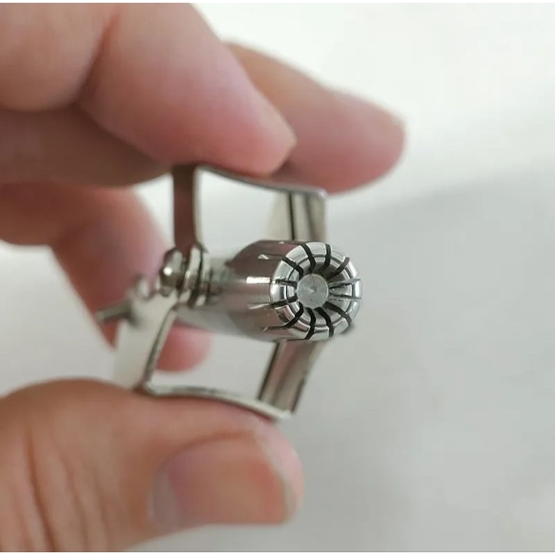 Dụng cụ cắt lông mũi