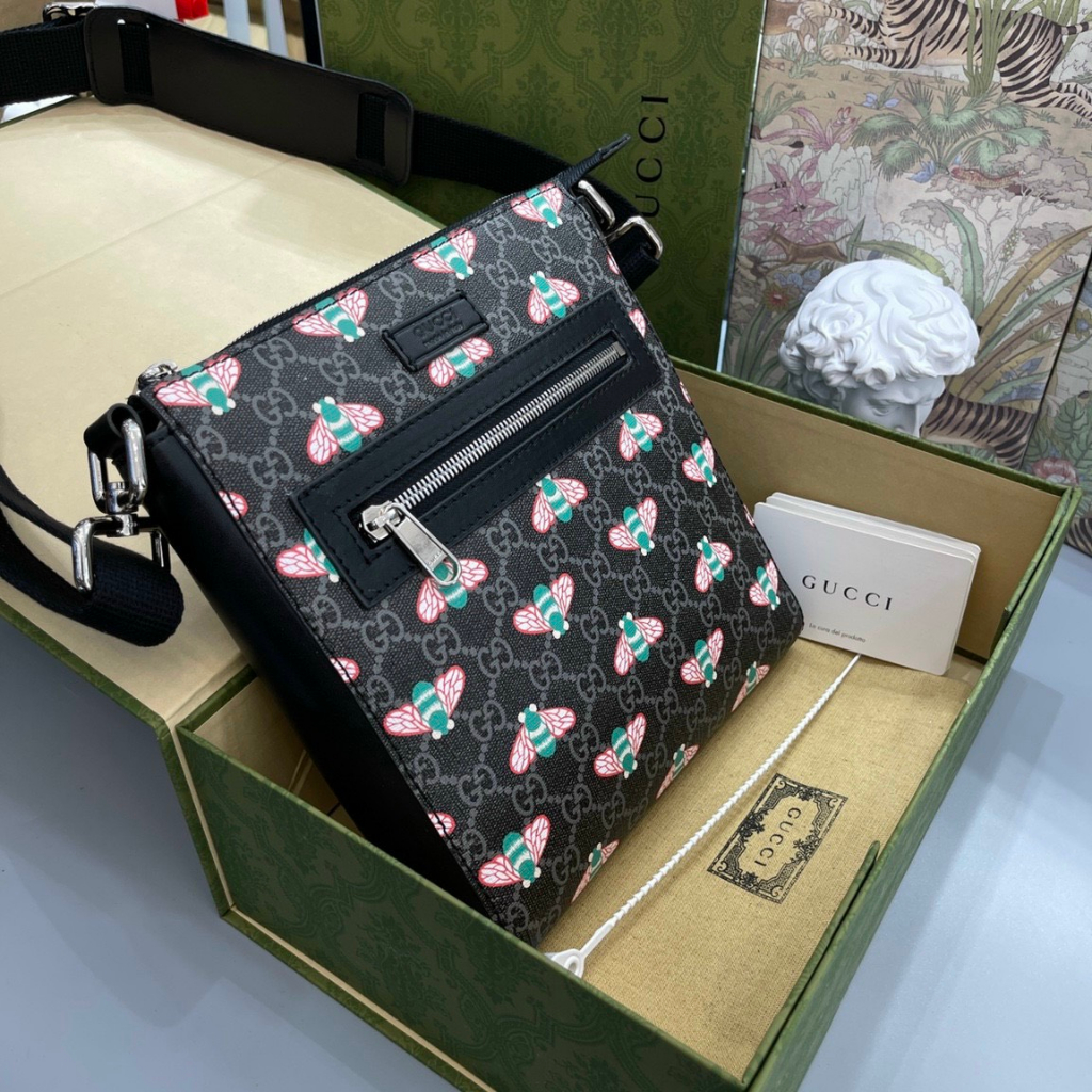 Túi cặp đeo chéo Gucci Messenger họa tiết Ong 23x21x4.5cm LA on web fullbox bill thẻ