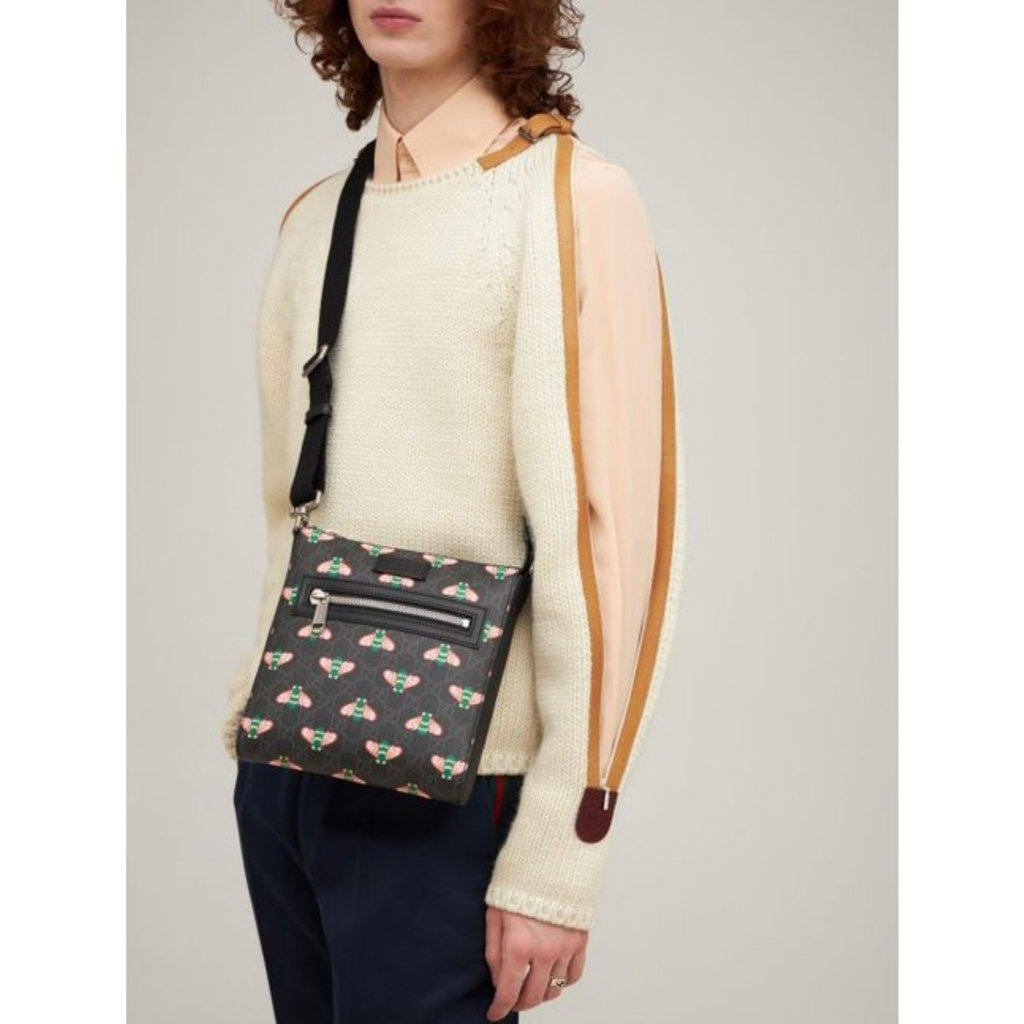 Túi cặp đeo chéo Gucci Messenger họa tiết Ong 23x21x4.5cm LA on web fullbox bill thẻ