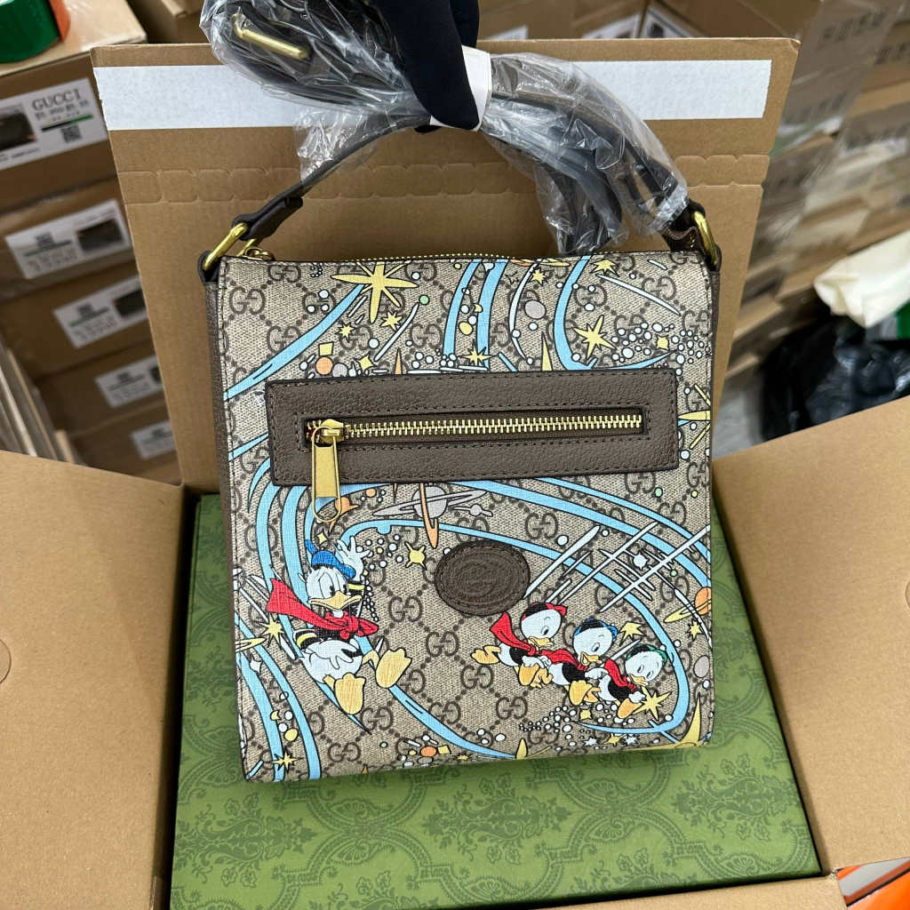 Túi cặp đeo chéo Gucci Messenger họa tiết monogram 23x21x4.5cm LA on web fullbox bill thẻ