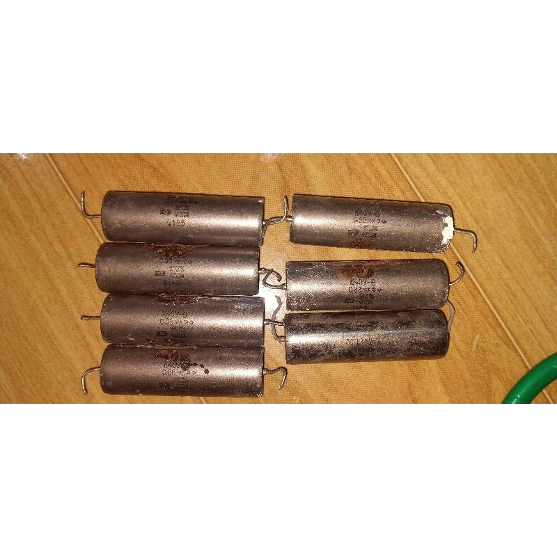 Tụ Dầu K40y-9  0.68 MK