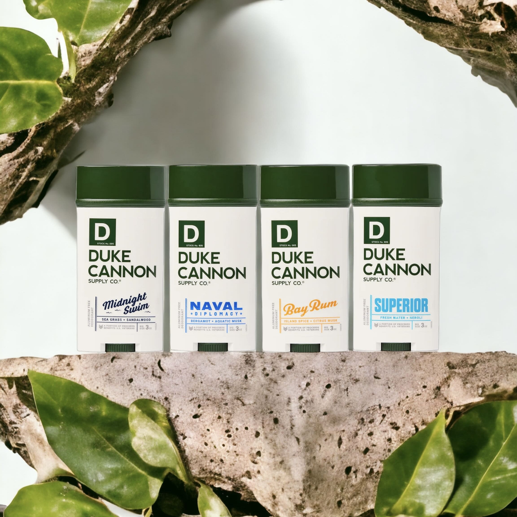 Lăn khử mùi nam Duke Cannon Aluminum-Free Deodorant 85g than hoạt tính tự nhiên, kháng khuẩn & khô thoáng cả ngày