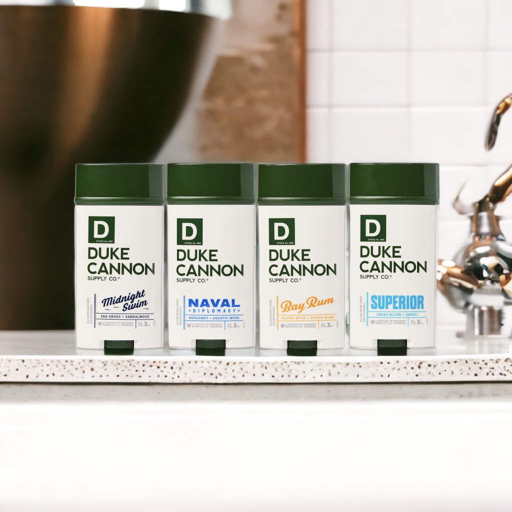 Lăn khử mùi nam Duke Cannon Aluminum-Free Deodorant 85g than hoạt tính tự nhiên, kháng khuẩn & khô thoáng cả ngày