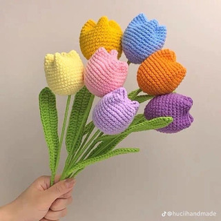 Hoa tulip tròn bằng len