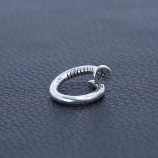 Nhẫn đinh Nail Ring Fat Chromehearts