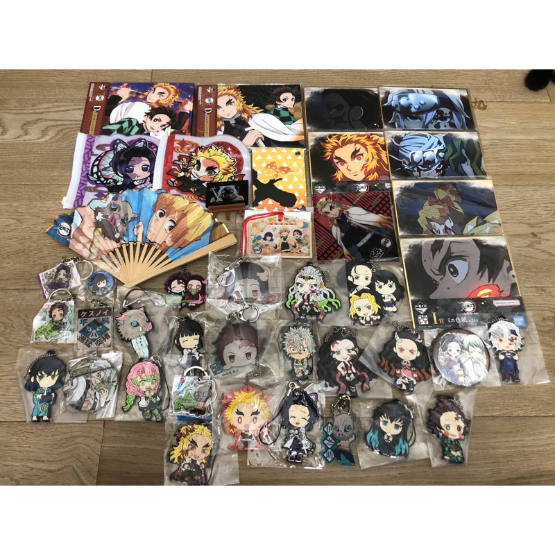 Tổng hợp Goods, Móc khoá, Badge,...Kimetsu no Yaiba