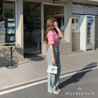 Quần Jean xanh nhạt ống suông cạp cao đính đá trendy Tracy Jean Mayberoom