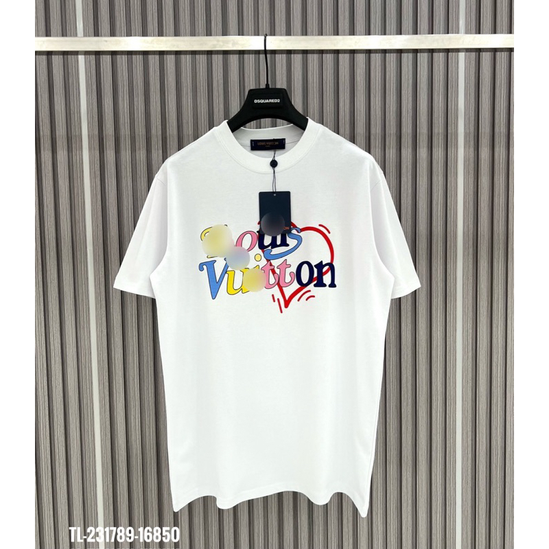 Áo phông Luôn vui tươi chữ nhiều màu tim đỏ TTA756