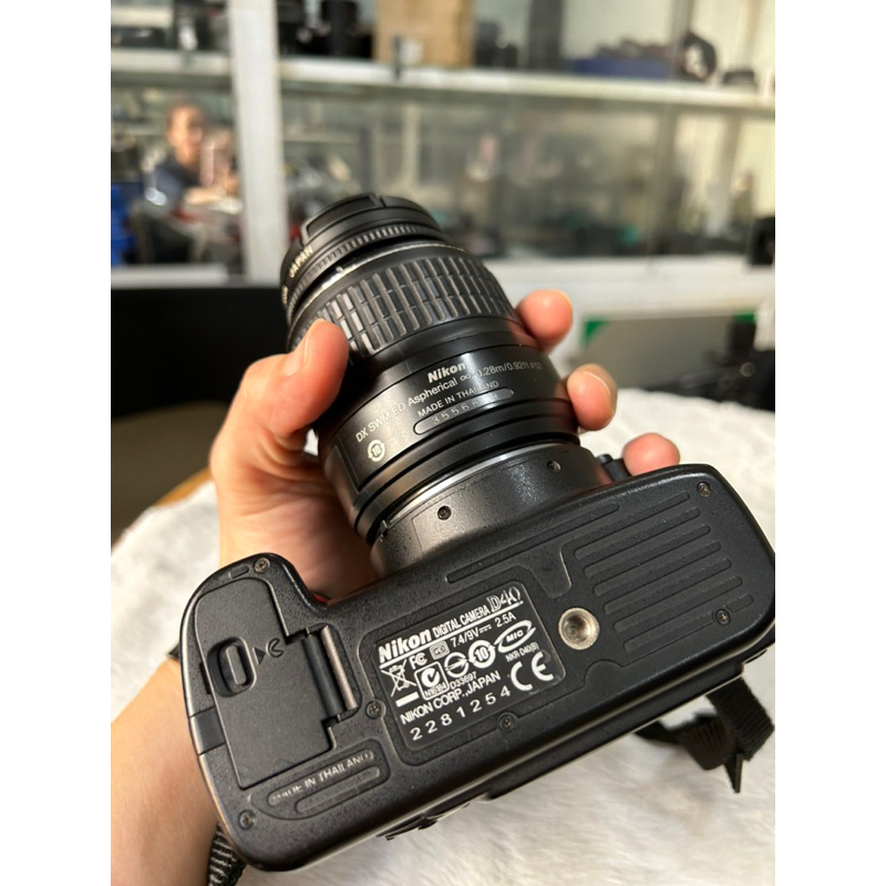 Máy ảnh Nikon D40 + ống kính kit 18-55mm Cũ