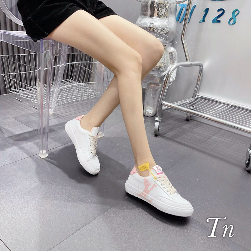 Giày Thể thao Lv hàng cao cấp full nox .bản super có mặt đầu tiên trên thị trường 😍Đẹp hết nước chấm