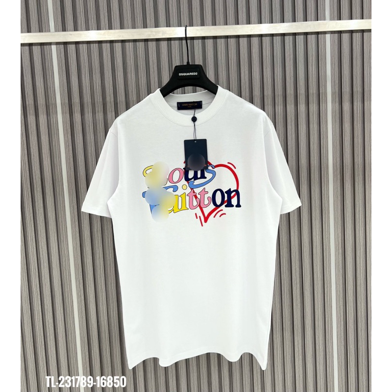 Áo phông Luôn vui tươi chữ nhiều màu tim đỏ TTA756