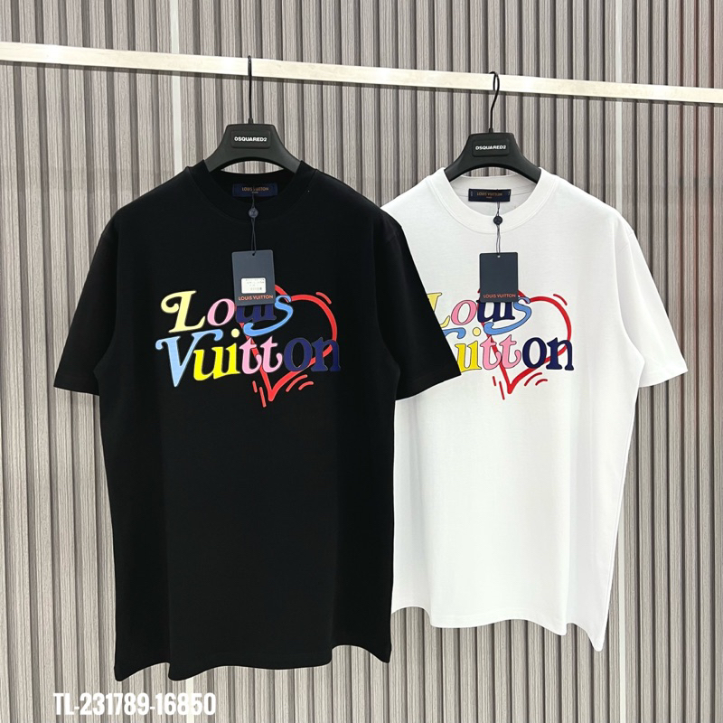 Áo phông Luôn vui tươi chữ nhiều màu tim đỏ TTA756