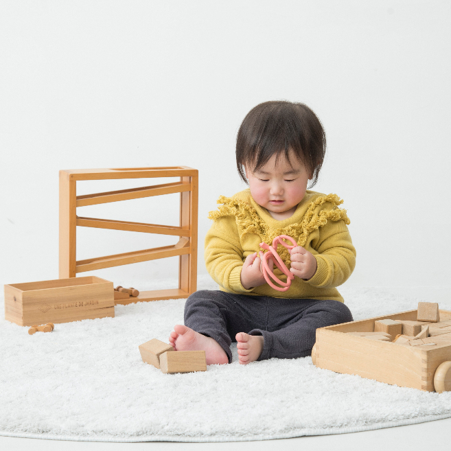 Gặm nướu đồ chơi 3D silicone khỏe nướu chắc tay Richell Nhật Bản | Baby