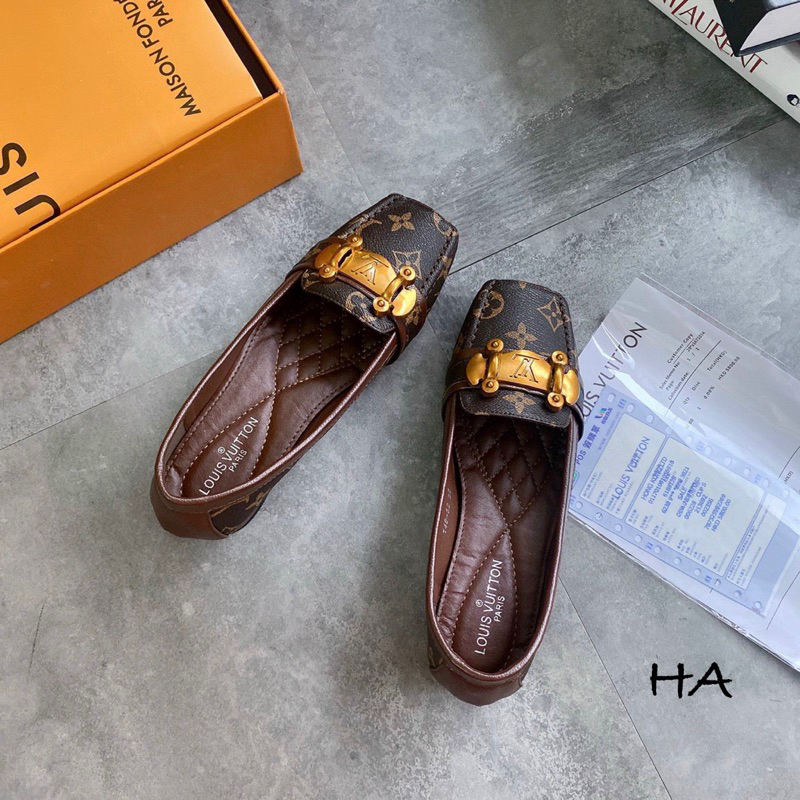 Giày búp bê nữ gót 3cm_Giày búp bê công sở gót 3p chần chỉ êm_giày nữ lv có sẵn