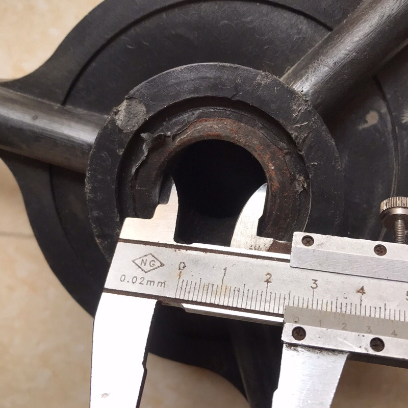 Vô lăng cho xe công nông, xe 3 gác , xe chế, vô lăng loại lỗ trục to đường kính 27mm