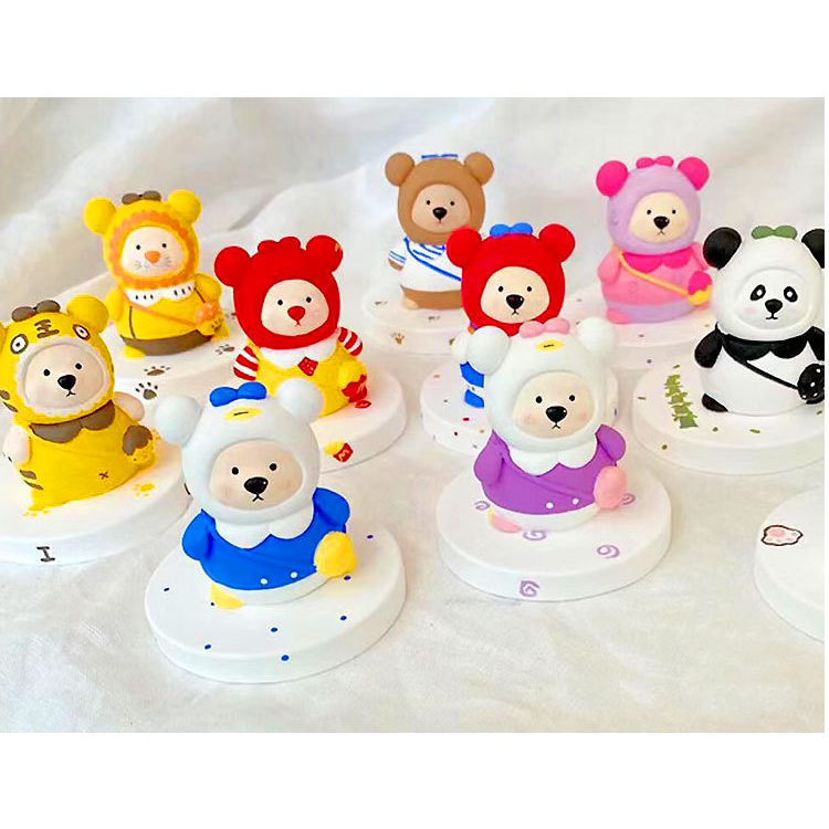 SET TƯỢNG GẤU THẠCH CAO KÈM 12 MÀU, ĐĨA VÀ CỌ VẼ