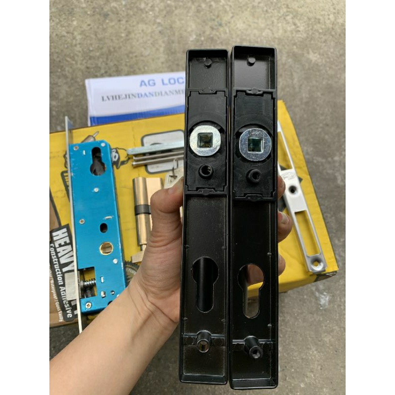 Khóa Ag55 tay vuông dùng được cho các loại nhôm