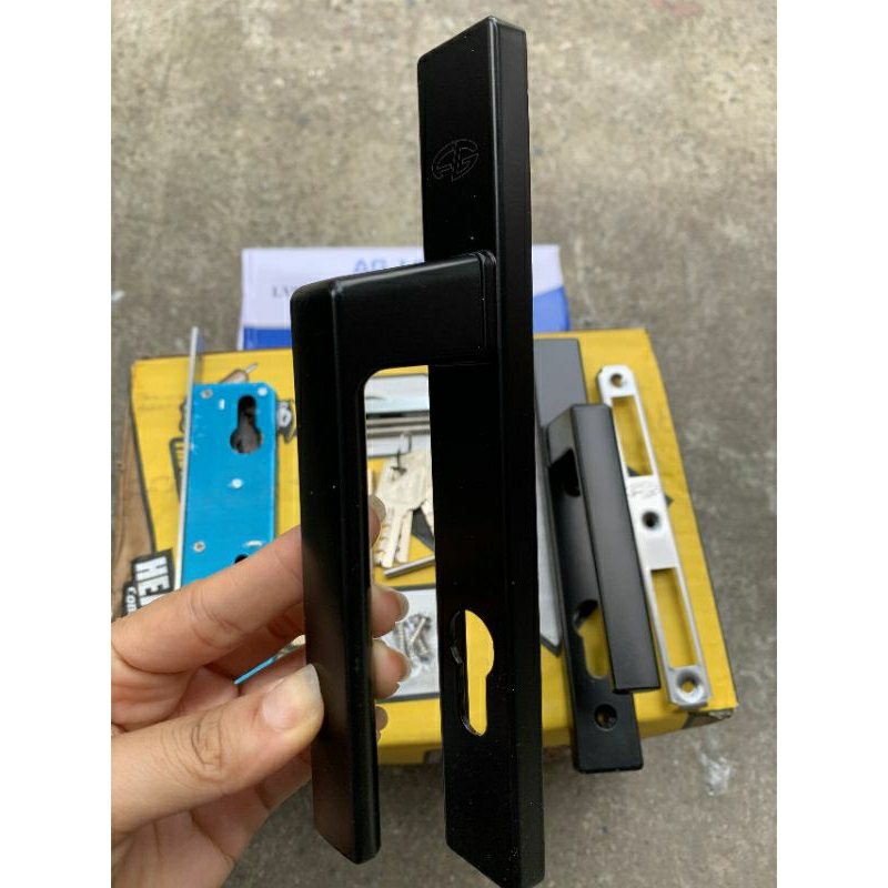 Khóa Ag55 tay vuông dùng được cho các loại nhôm