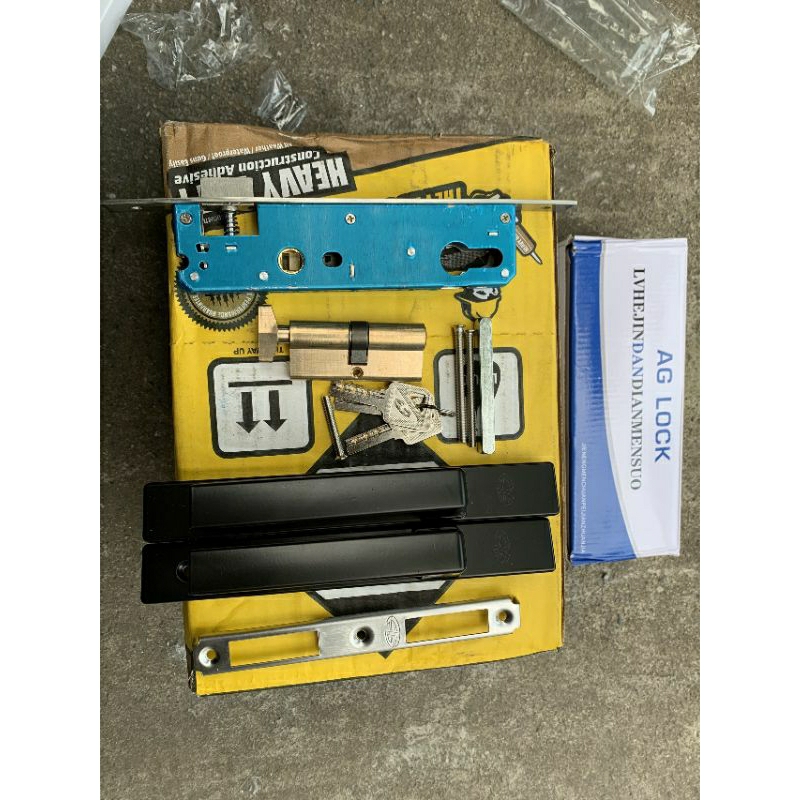 Khóa Ag55 tay vuông dùng được cho các loại nhôm