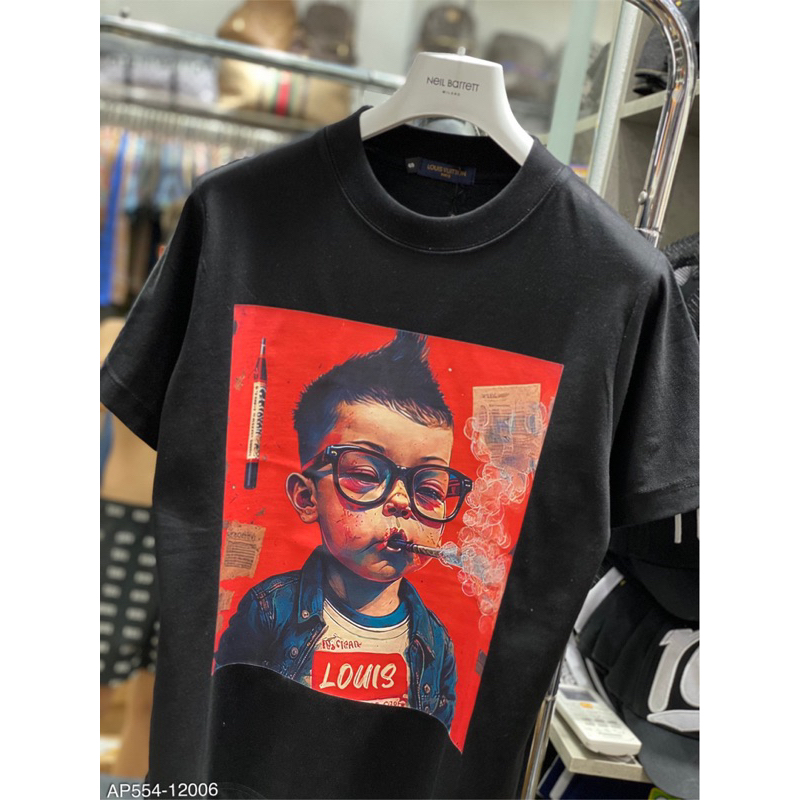 Áo phông L.v trẻ con hút thuốc ,hoạ tiết nổi bật. Fom dáng cực đẹp new2023