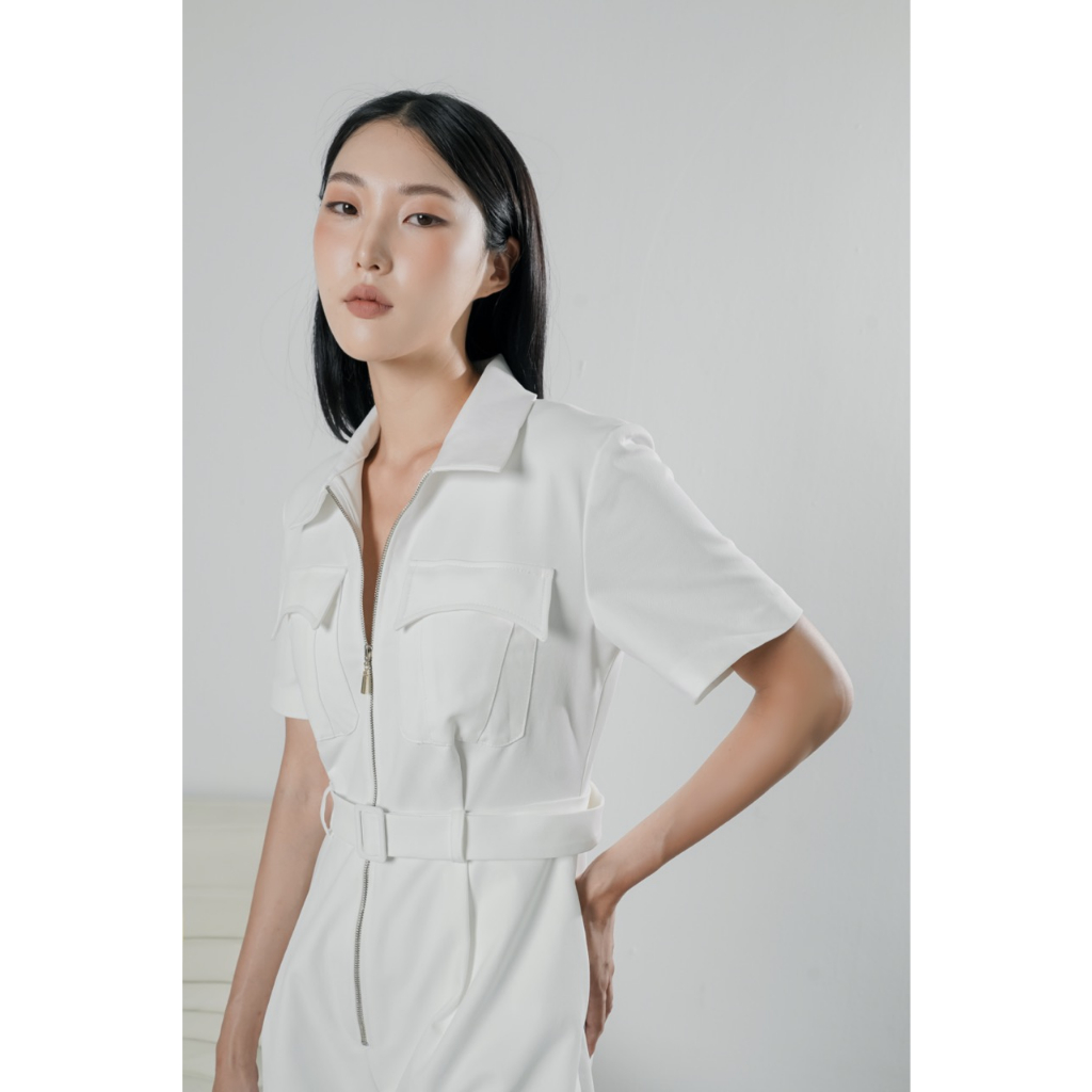 Jumpsuit Onetone dáng ngắn cổ sơ mi phối khóa Lani