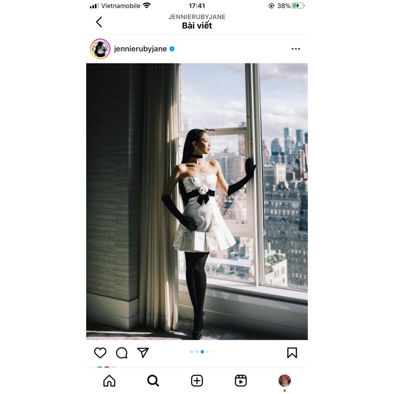 Đầm Jennie hoa trà phong cách bánh bèo cho các cô nàng