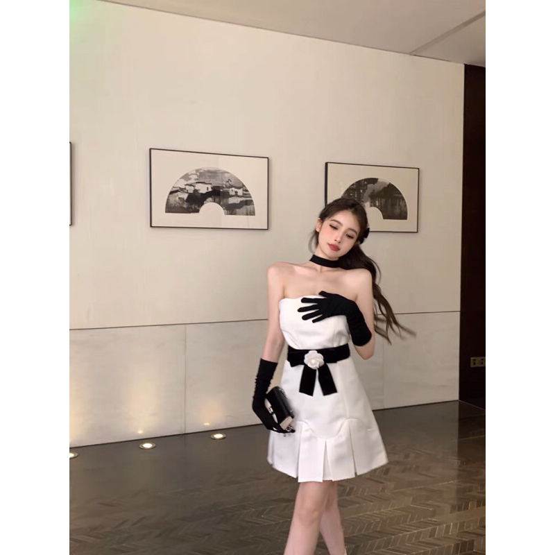 Đầm Jennie hoa trà phong cách bánh bèo cho các cô nàng