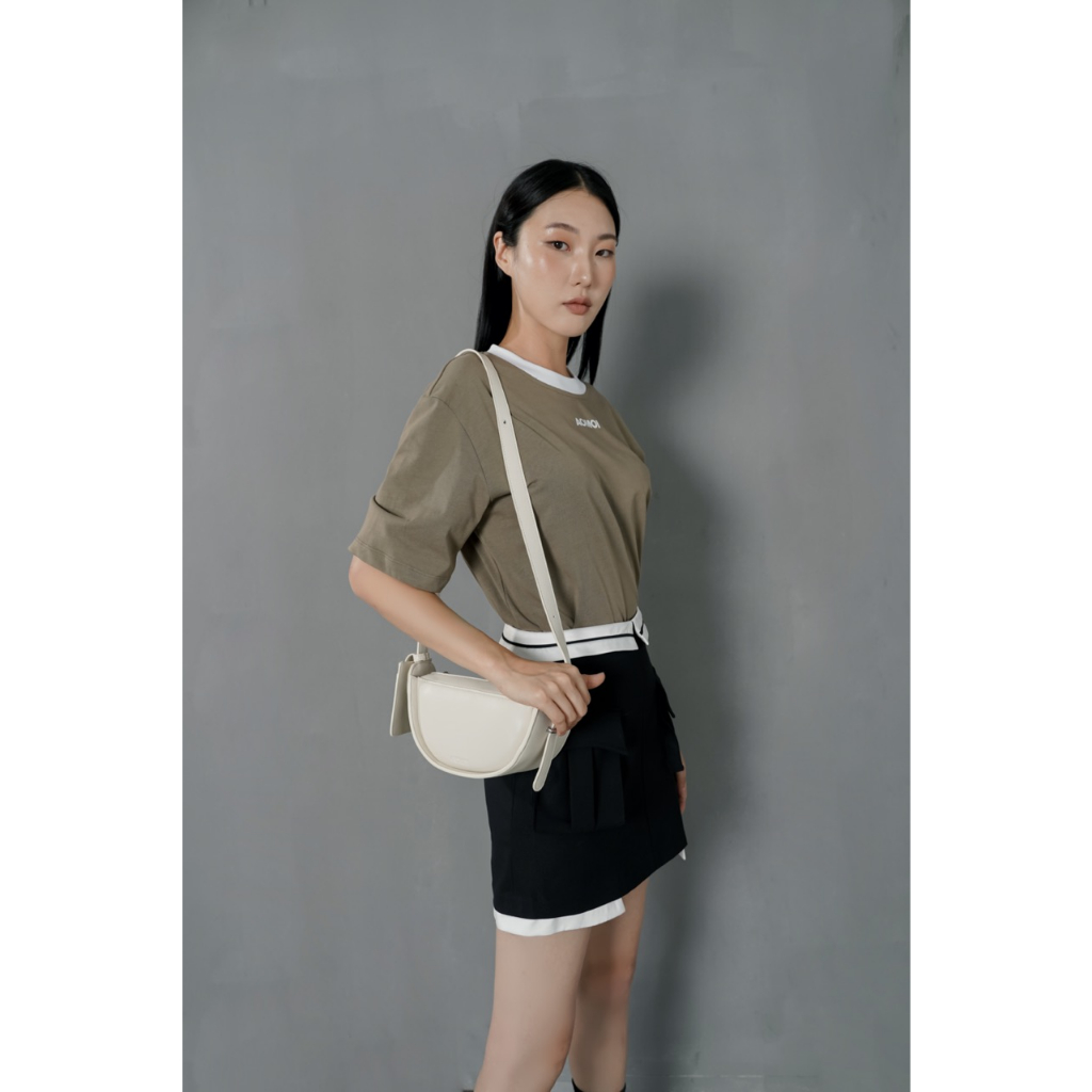 Chân váy Onetone dáng ngắn phối túi hộp Flint