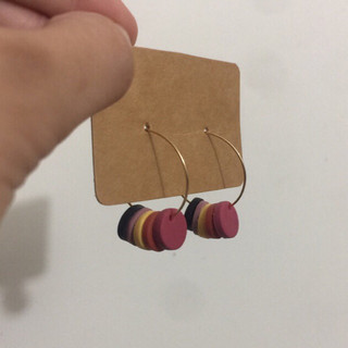 Khuyên tai tròn xỏ hạt đất sét Polymer handmade