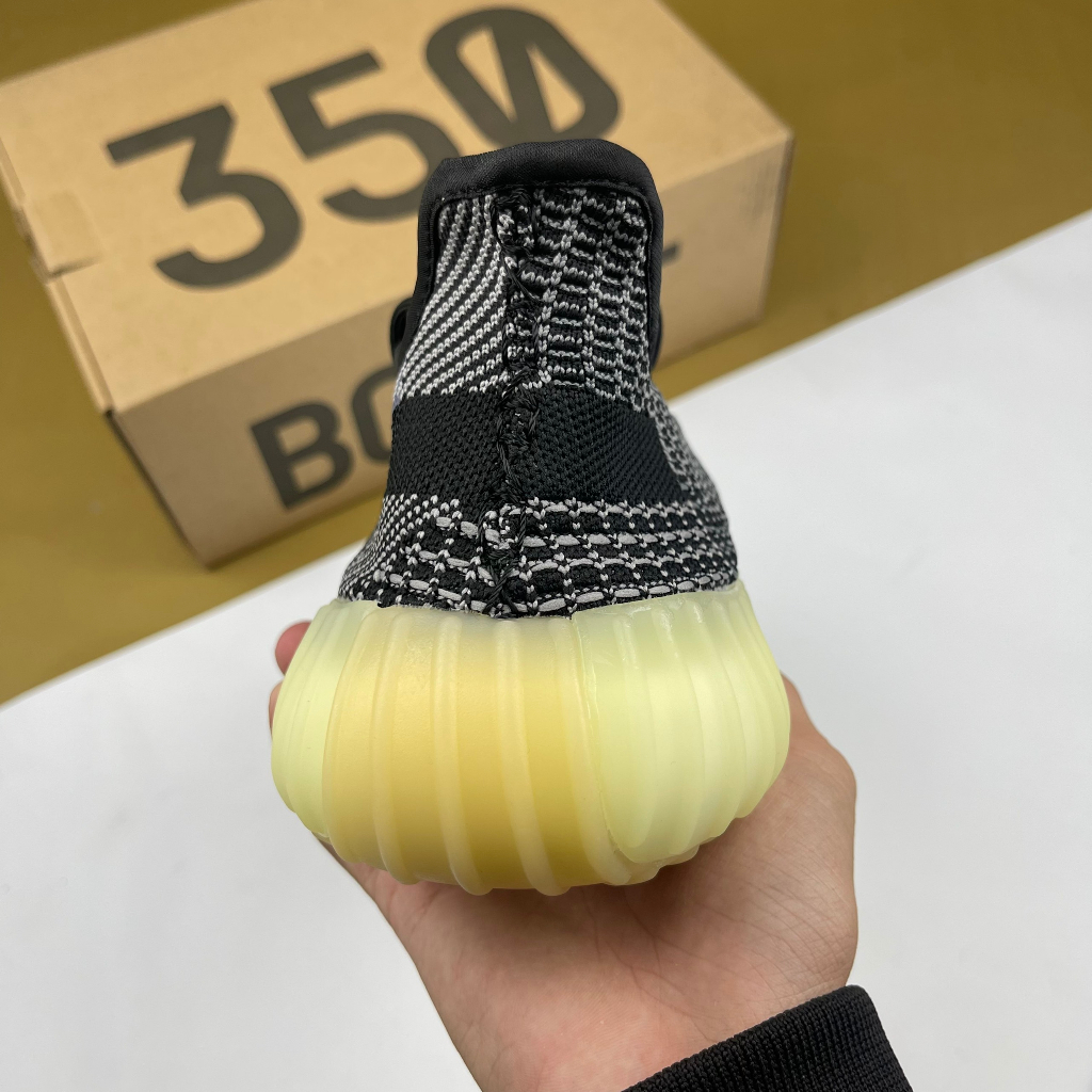 Giày Yz350 V2 Carbon, Yz 350 Đen Xám Đế Trắng - Than.Shoes