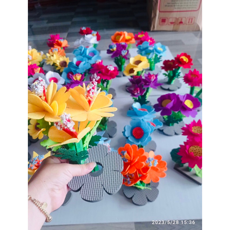 Bụi hoa, khóm hoa, cây hoa bằng nỉ