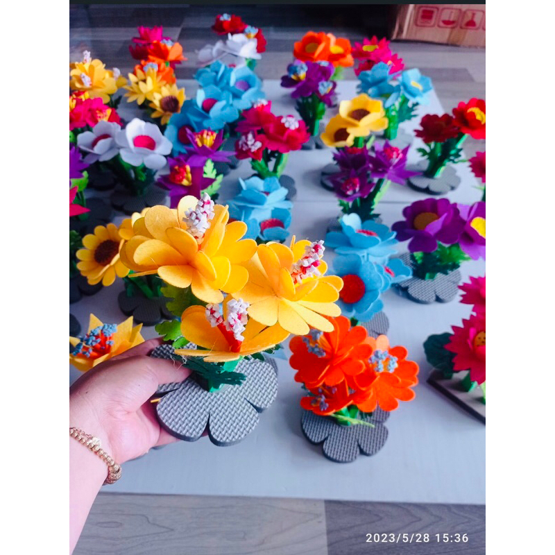 Bụi hoa, khóm hoa, cây hoa bằng nỉ