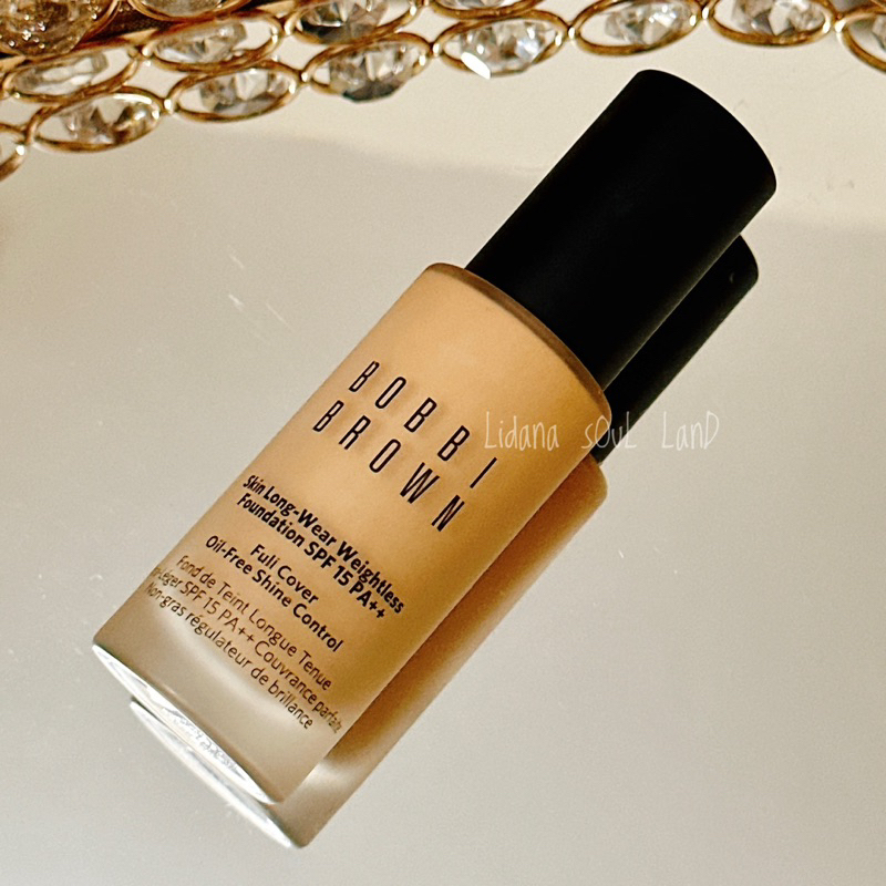 [TESTER] Kem nền kiềm dầu lâu trôi Bobbi Brown Skin Longwear Weightless Foundation SPF15/ PA++