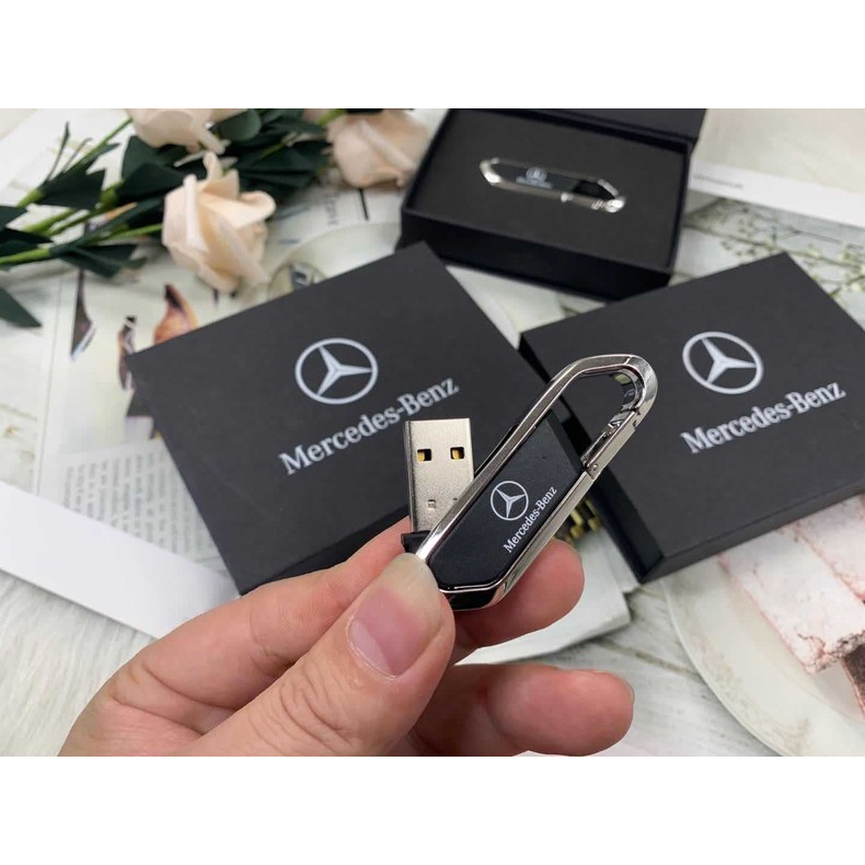 Usb Mercedes-Benz 32gb Sẵn 2500 Bài Nhạc MP3 Nhiều Thể Loại  có hộp làm quà tăng cực sang chảnh