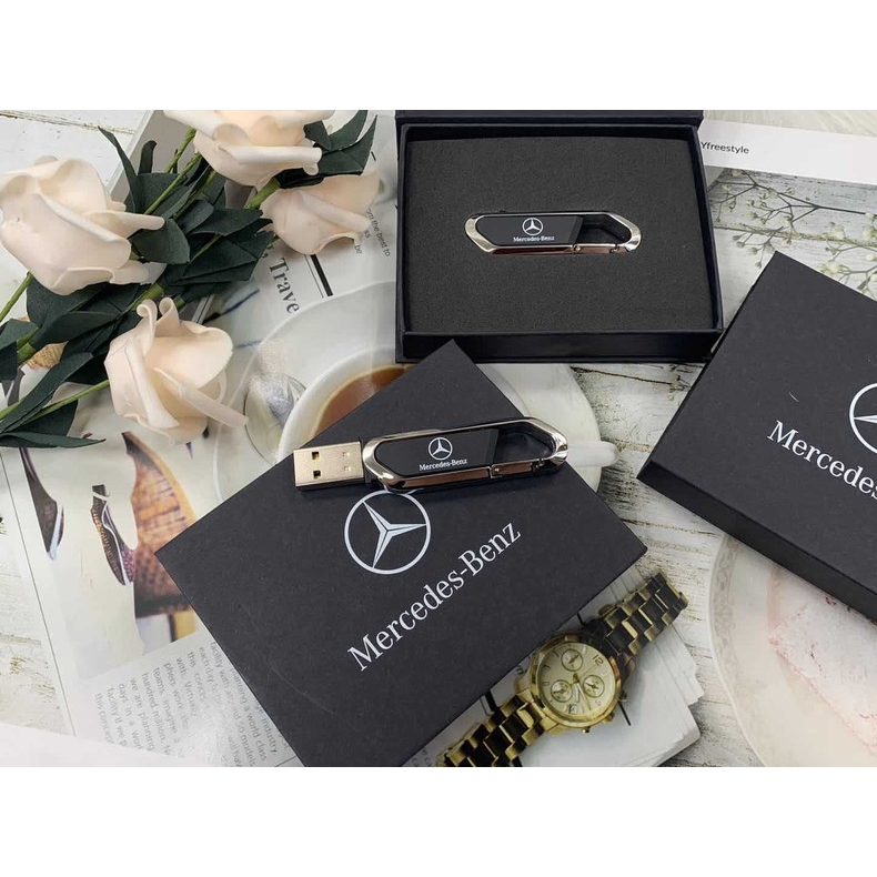Usb Mercedes-Benz 32gb Sẵn 2500 Bài Nhạc MP3 Nhiều Thể Loại  có hộp làm quà tăng cực sang chảnh