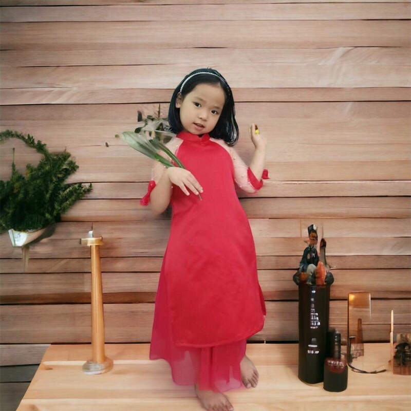 Áo cách tân pha tay ren hạt cho bé từ 10đến 30kg